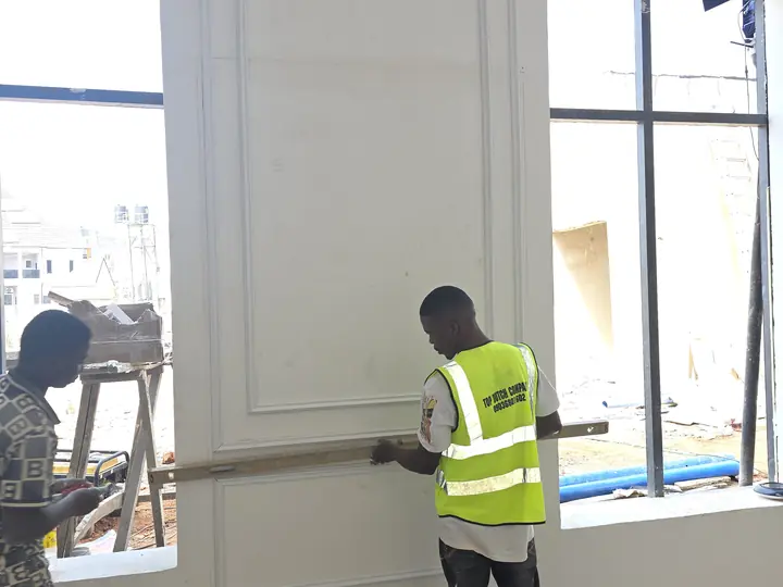 Window area finishing and final surface preparation